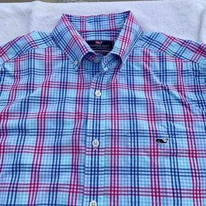 Vineyard Vines  men's button down shirt